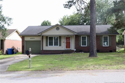 5681 Pepperbush Dr, Fayetteville, NC, 28304-4826 | Card Image