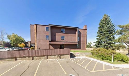 303-1140 9th Avenue Ne, Swift Current, SK, S9H2S9 | Card Image