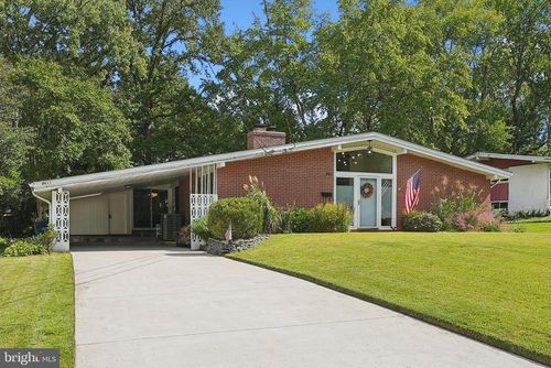 8611 Camden St, ALEXANDRIA, VA, 22308-2316 | Card Image