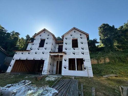 1824 Kettle Xing, Gainesville, GA, 30501-7420 | Card Image