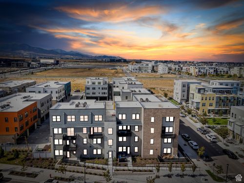 unit-101-5192 W Black Twig Dr, South Jordan, UT, 84009-5922 | Card Image