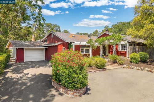 1968 Meadow Rd, Walnut Creek, CA, 94595-2634 | Card Image