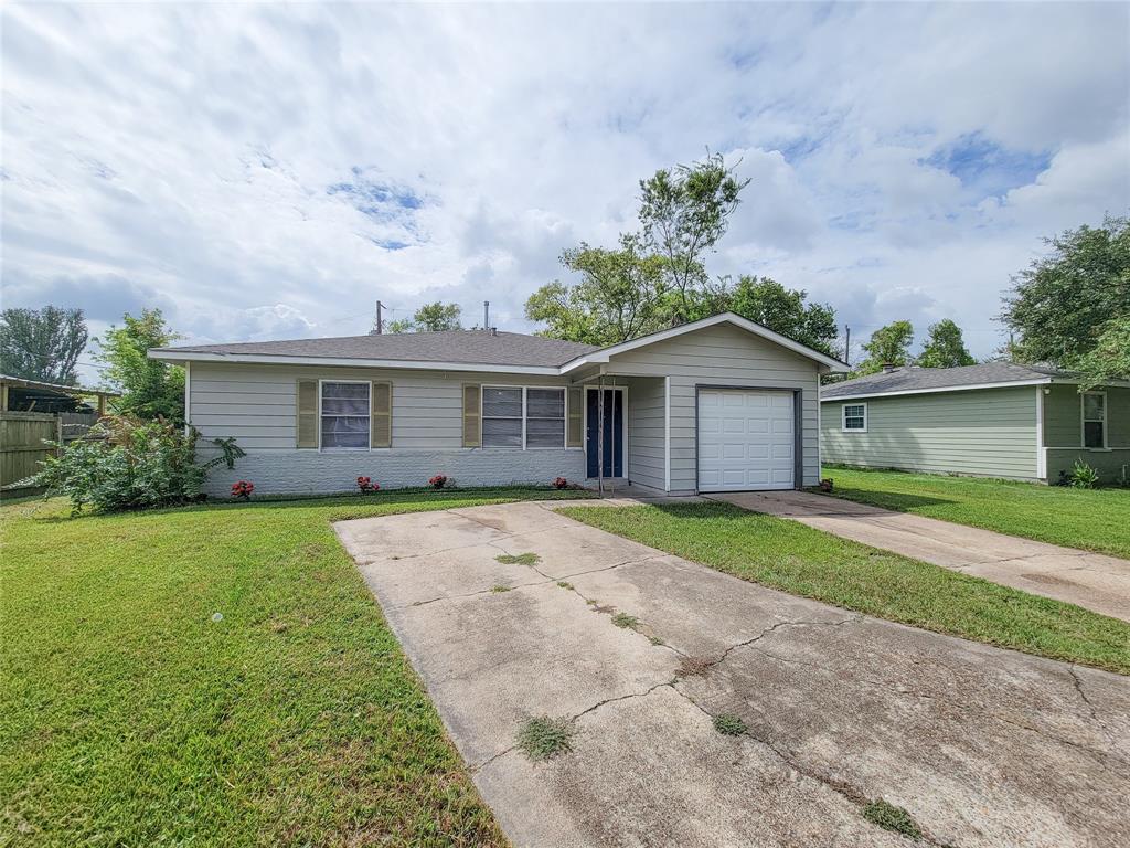 Horncastle St, Channelview, TX 77530