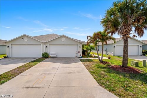9158 Aegean Cir, LEHIGH ACRES, FL, 33936-6064 | Card Image