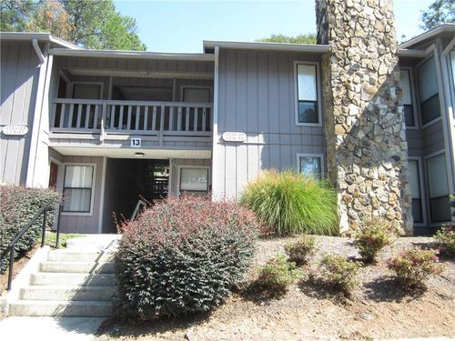 4018 Woodridge Way, Tucker, GA, 30084-2148 | Card Image