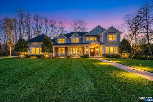 106 Koch Ln, Old Tappan, NJ, 07675-5543 | Card Image