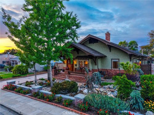 427 Oakdale Dr, Claremont, CA, 91711-5041 | Card Image