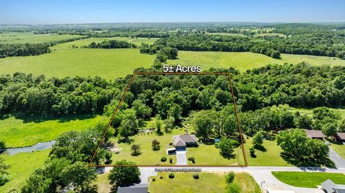 524 Twin Lakes Dr, Billings, MO, 65610-8285 | Card Image