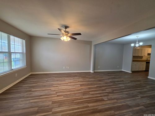 7202 Montgomery Dr, San Antonio, TX, 78239-3452 | Card Image