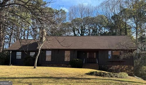 933 Viking Dr, Stone Mountain, GA, 30083-1747 | Card Image