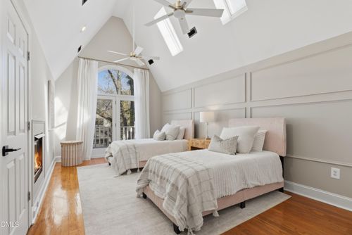 204 Georgetown Rd, Raleigh, NC, 27608-2618 | Card Image