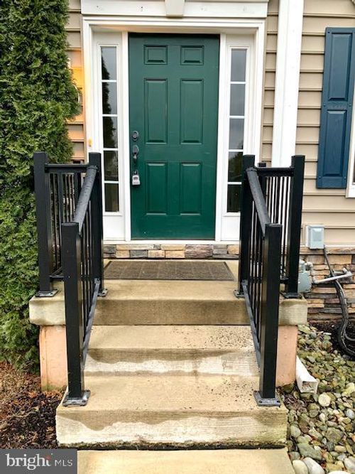 unit-9-3910 Cephas Child Rd, DOYLESTOWN, PA, 18902-9088 | Card Image