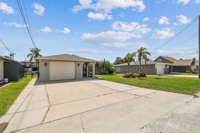 13909 Berkowitz Ave, House other with 3 bedrooms, 2 bathrooms and null parking in Hudson FL | Image 91