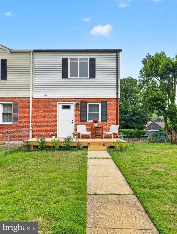 Residential Lease in ALEXANDRIA 3