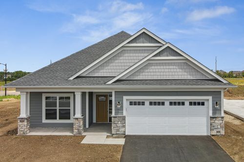 1813 Arrowhead St, Shakopee, MN, 55379-5421 | Card Image