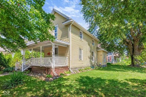 644 S 11th St, New Castle, IN, 47362-5216 | Card Image