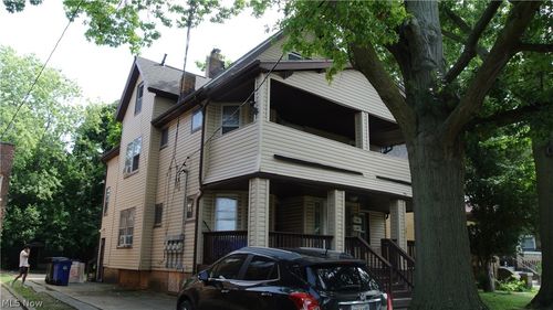 381 E 152nd St, Cleveland, OH, 44110-2086 | Card Image