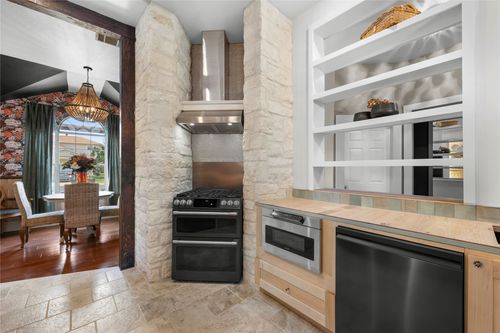 1016 Klondike Loop, Round Rock, TX, 78665-2838 | Card Image