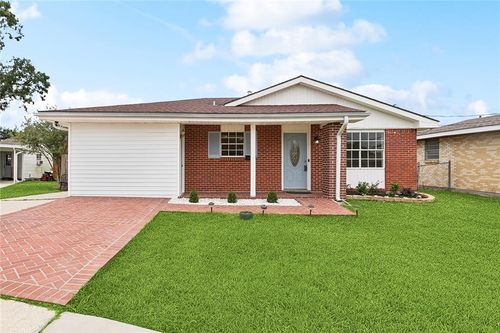 3520 Hero Dr, Gretna, LA, 70053-7616 | Card Image
