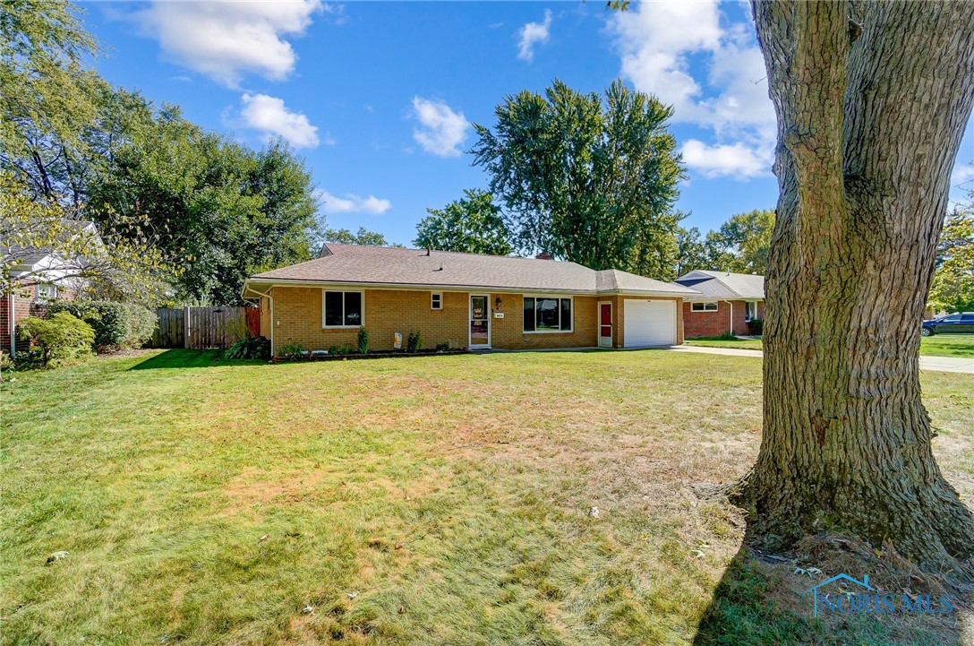 Angleview Dr, Sylvania, OH 43560