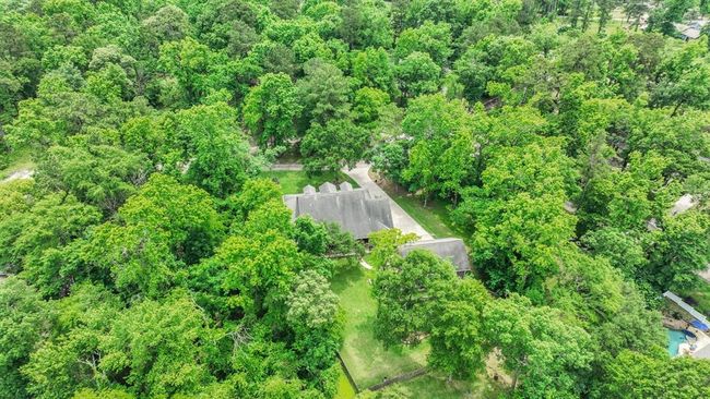 69 Lake Oaks Cir, House other with 3 bedrooms, 3 bathrooms and 3 parking in Coldspring TX | Image 42