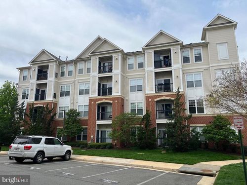 7-306-11352 Aristotle Dr, FAIRFAX, VA, 22030-0924 | Card Image
