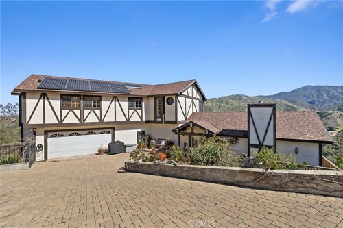 28061 Modjeska Grade Rd, Silverado, CA, 92676-9732 | Card Image