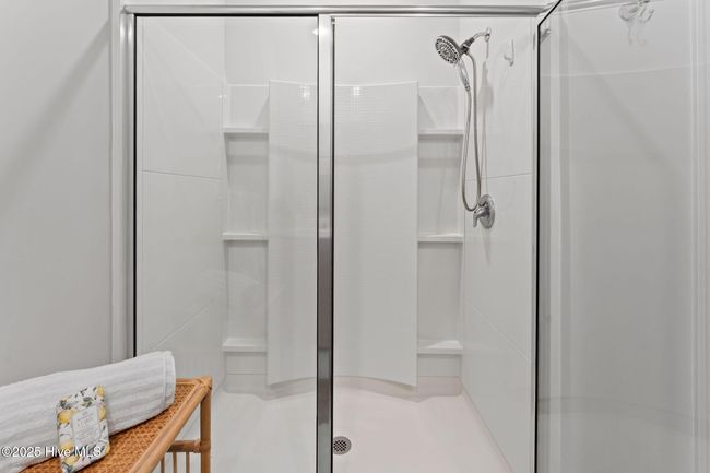 shower | Image 19