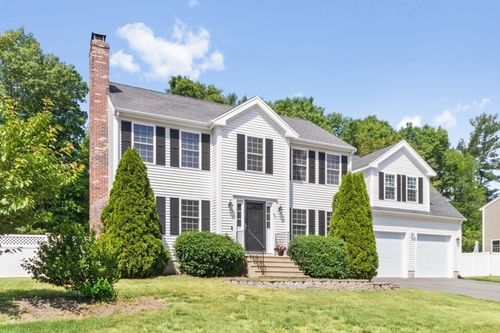 45 Metacomet Ave, East Taunton, MA, 02718-1385 | Card Image