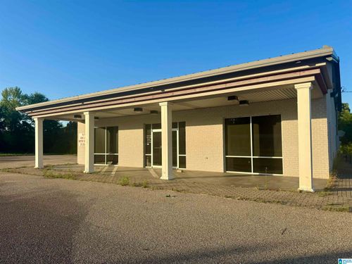 1674 7th St S, Clanton, AL, 35045-8777 | Card Image