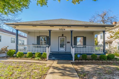 3224 S Adams St, Fort Worth, TX, 76110-6747 | Card Image