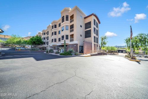 120-9820 N Central Ave, Phoenix, AZ, 85020-1032 | Card Image