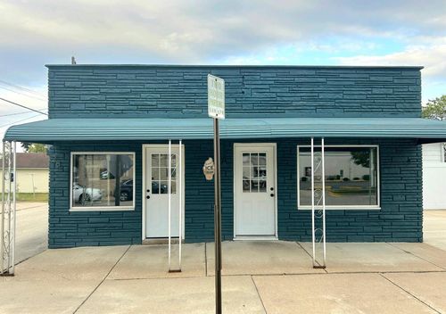 28 Walnut Street, La Crescent, MN, 55947 | Card Image