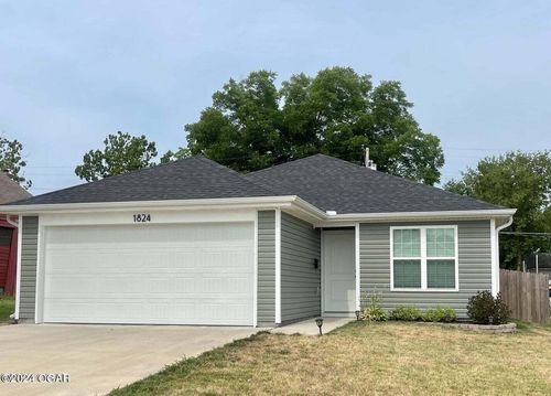 1824 Pennsylvania Ave, Joplin, MO, 64804-2160 | Card Image