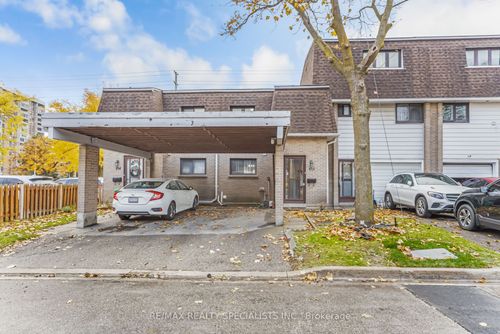103-475 Bramalea Rd, Brampton, ON, L6T2X2 | Card Image
