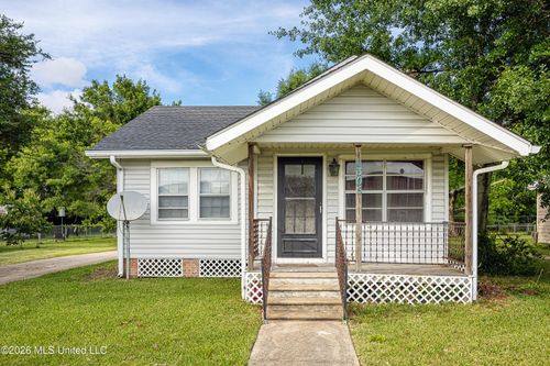 1305 Joe Ave, Pascagoula, MS, 39567-3008 | Card Image