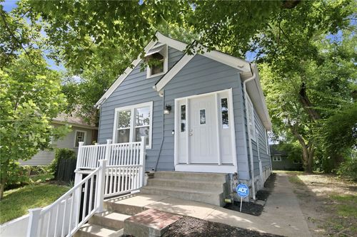 1411 Summit Rd, Cincinnati, OH, 45237-1945 | Card Image