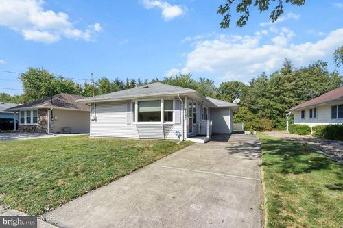 2252 Hovsons Blvd, Toms River, NJ, 08753-1635 | Card Image