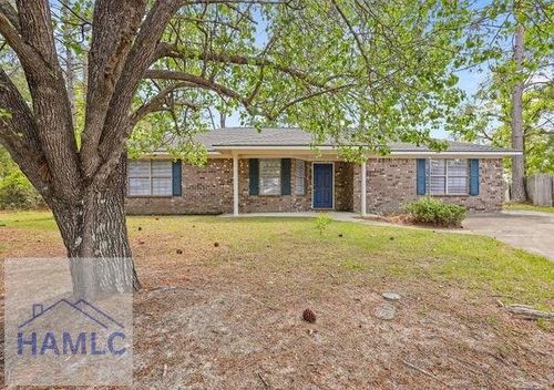 2324 Suttle Ct, Hinesville, GA, 31313-8186 | Card Image