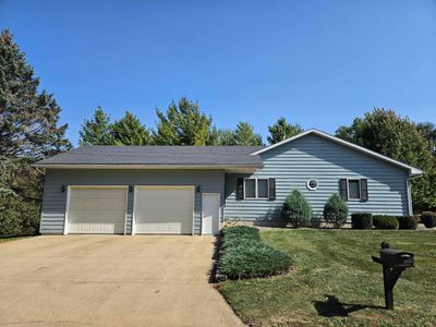 902 Woodland Road, House other with 2 bedrooms, 1 bathrooms and null parking in Cresco IA | Image 2