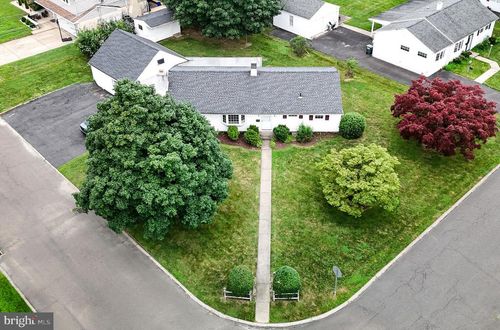 341 Clair Rd, SOUTHAMPTON, PA, 18966-3221 | Card Image