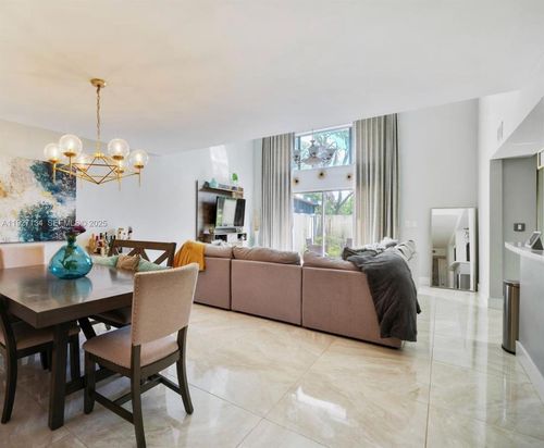 29-550 Nw 210th St, Miami Gardens, FL, 33169-2051 | Card Image