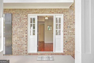 11285 Cranwood Cove, House other with 4 bedrooms, 3 bathrooms and null parking in Roswell GA | Image 2