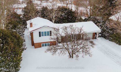 652 Orchard Dr, Port Elgin, ON, N0H2C3 | Card Image