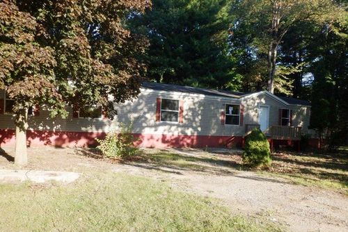 523 55th St, Pullman, MI, 49450-9728 | Card Image