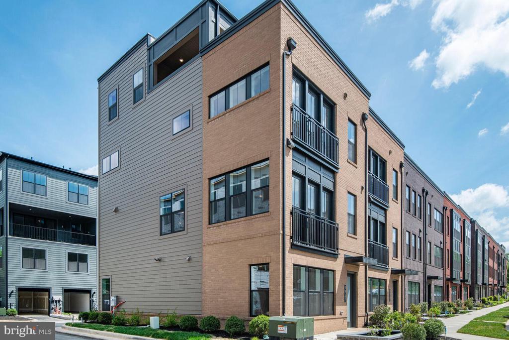 Residential Lease in NORTH BETHESDA 4