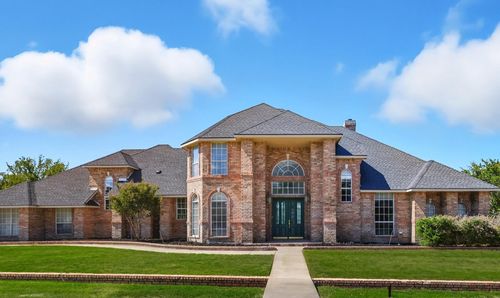 143 Lakeview Dr, Aledo, TX, 76008-3926 | Card Image