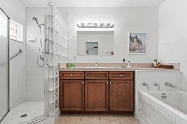 owner bathroom | Image 19