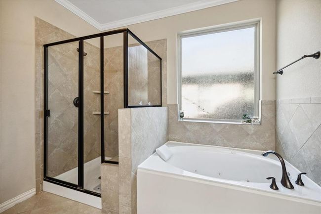 31838 Chapel Rock Ln, House other with 4 bedrooms, 3 bathrooms and 2 parking in Spring TX | Image 4