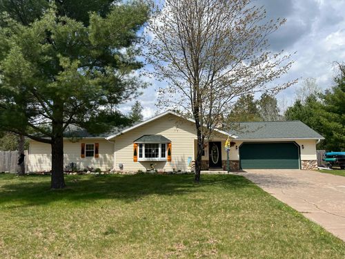 8642 Pine Acres Blvd, Sayner, WI, 54560-9653 | Card Image